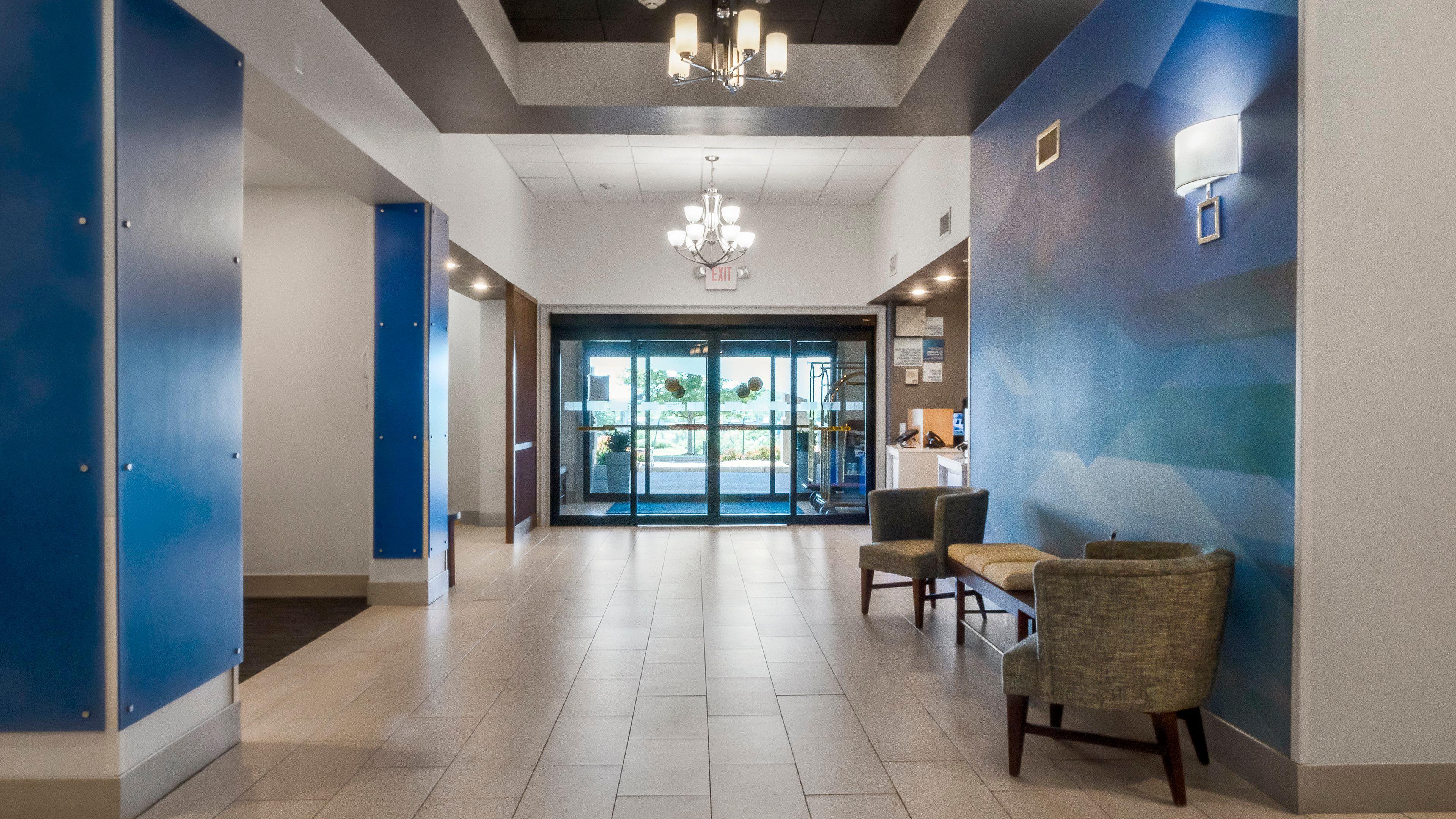 Holiday Inn Express Hotel & Suites Newton Sparta By Ihg Екстериор снимка