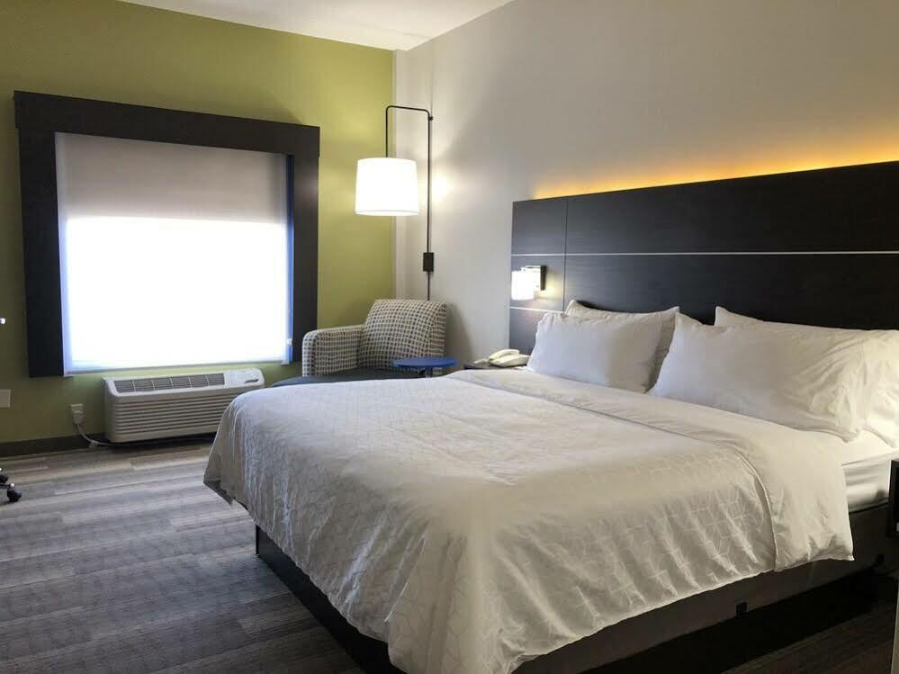 Holiday Inn Express Hotel & Suites Newton Sparta By Ihg Екстериор снимка
